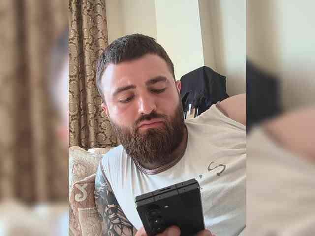 kavkazecru Sex Cam Show