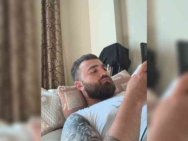 kavkazecru Sex Cam Show