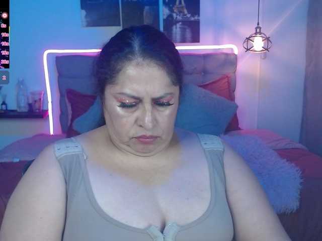 keyla01 live cam on BongaCams
