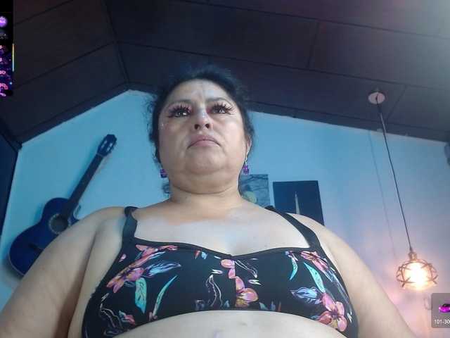 keyla01 live webcam show