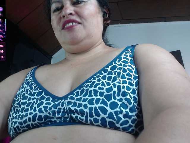 keyla01 live webcam show