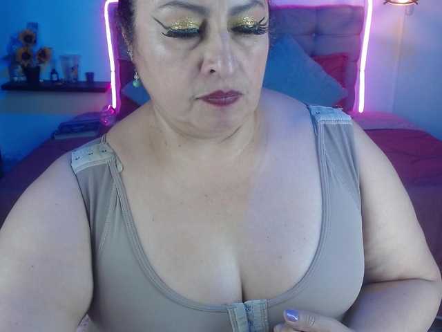 keyla01 live cam on BongaCams