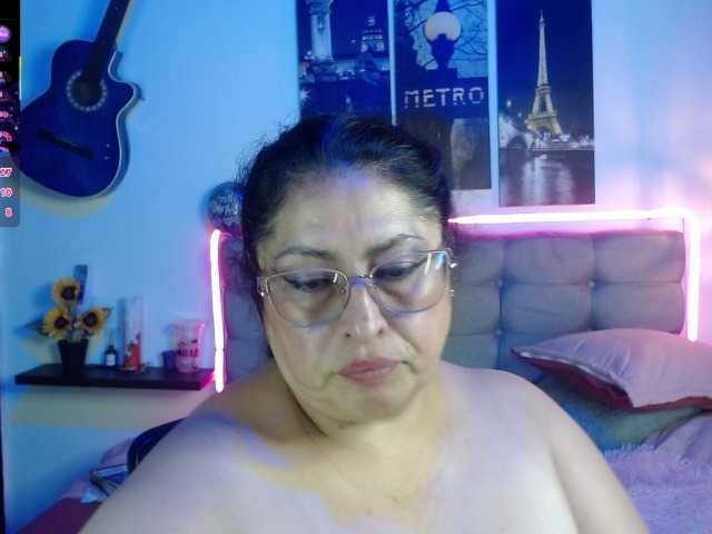 keyla01 live cam on BongaCams