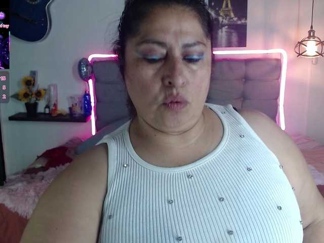 keyla01 live webcam show