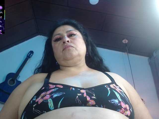 keyla01 live webcam show