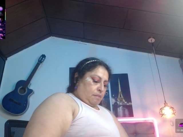 keyla01 live webcam show