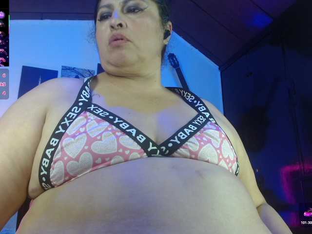 Sex chat gratuit in direct cu keyla01 pe BongaCams
