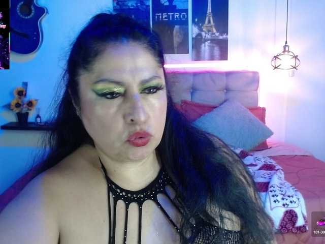 keyla01 live webcam show