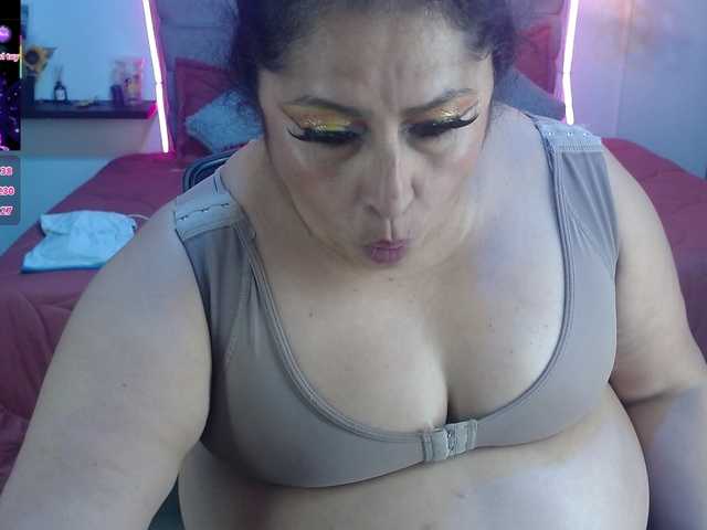 keyla01 live cam on BongaCams
