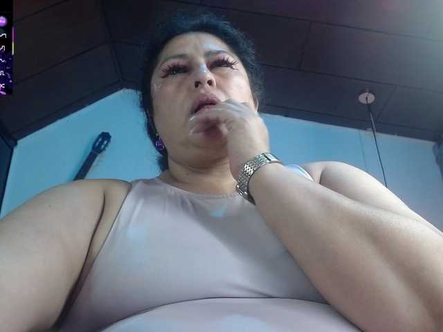 keyla01 live webcam show