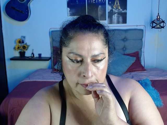 keyla01 live cam on BongaCams