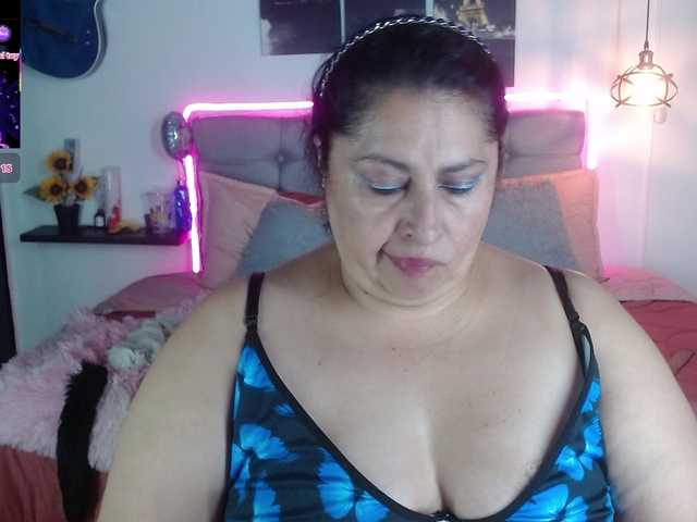 keyla01 live webcam show