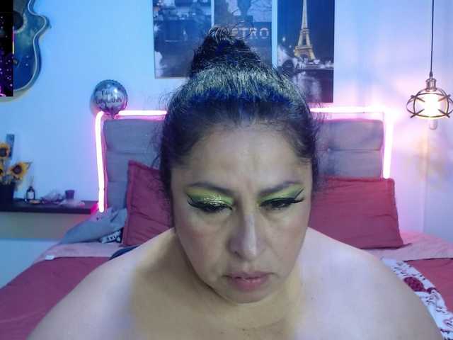keyla01 live webcam show