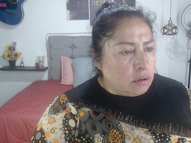 le modèle keyla01 est en webcam porno dans un show sur le site bongacams, il possède les tags suivants: Latino/Hispanic,Brunette,Trimmed