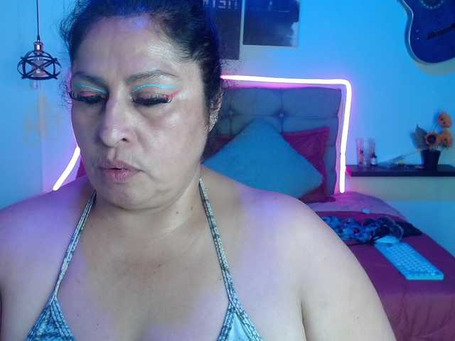keyla01 live cam on BongaCams