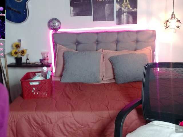 keyla01 live webcam show