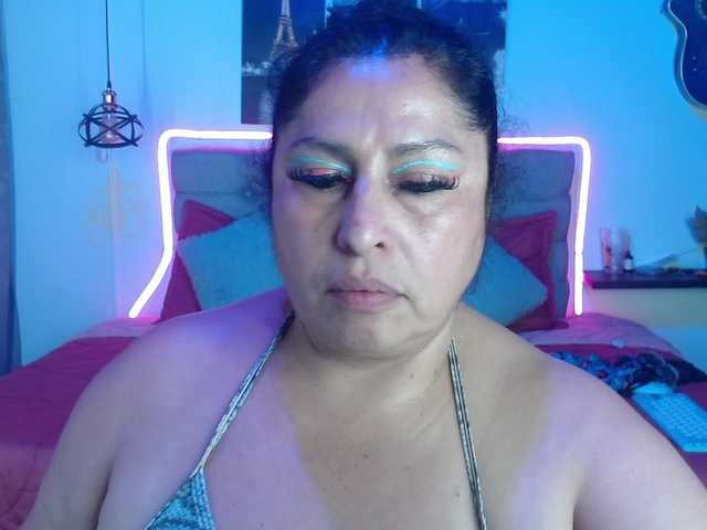 keyla01 live cam on BongaCams