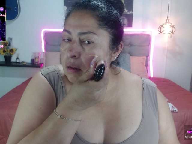 keyla01 live cam on BongaCams