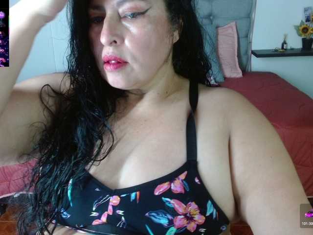 keyla01 live cam on BongaCams