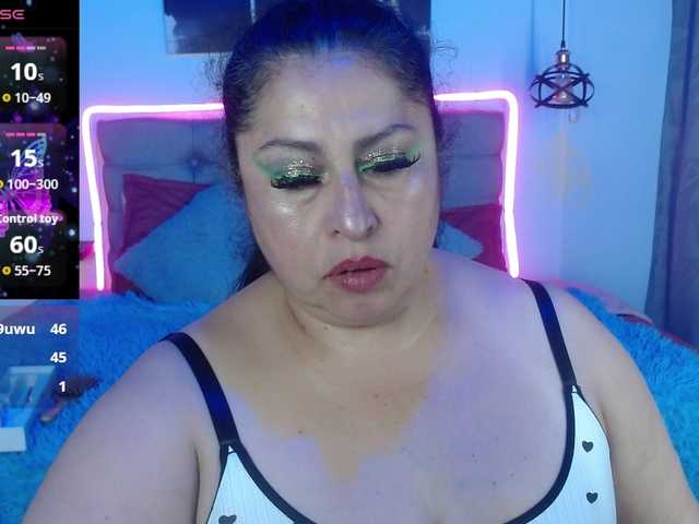 keyla01 live cam on BongaCams