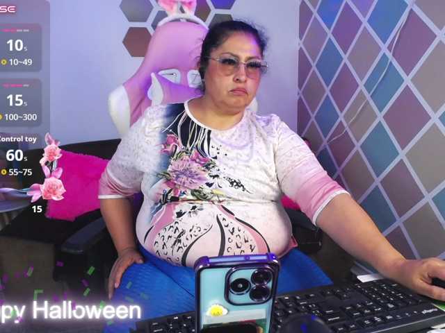 keyla01 live cam on BongaCams