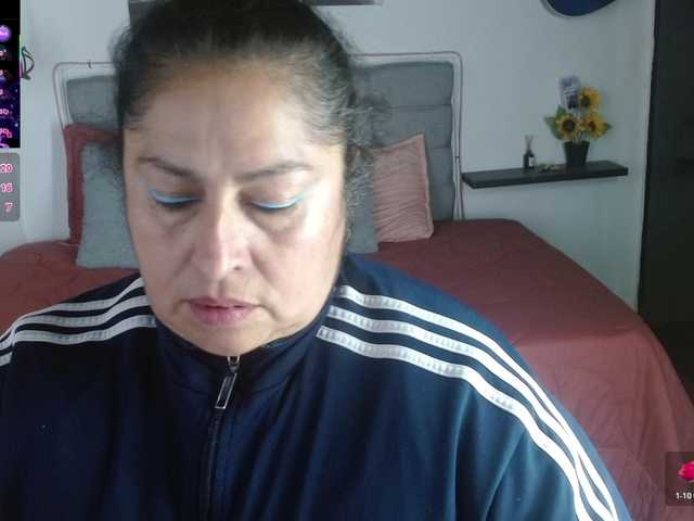 Sex chat gratuit in direct cu keyla01 pe BongaCams