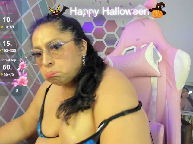 keyla01, en directo ahora en BongaCams