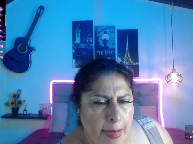 keyla01 live cam on BongaCams