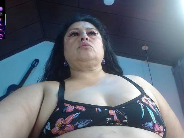 keyla01 live webcam show
