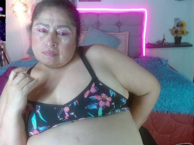 keyla01 live cam on BongaCams
