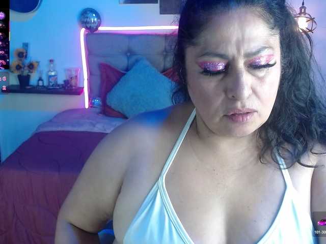 keyla01 live cam on BongaCams
