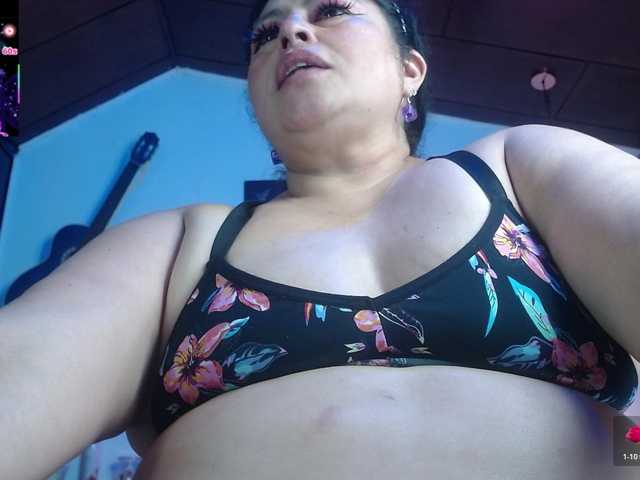 keyla01 live webcam show