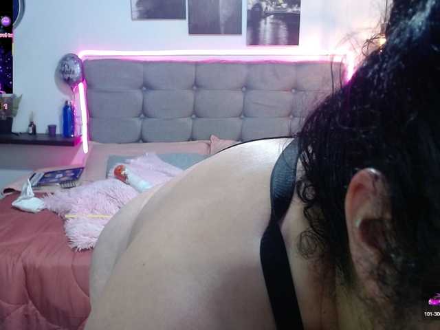 keyla01 live cam on BongaCams