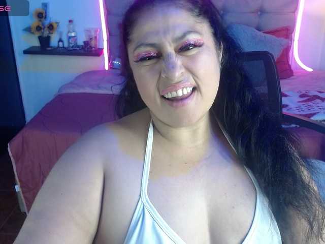 keyla01 live cam on BongaCams
