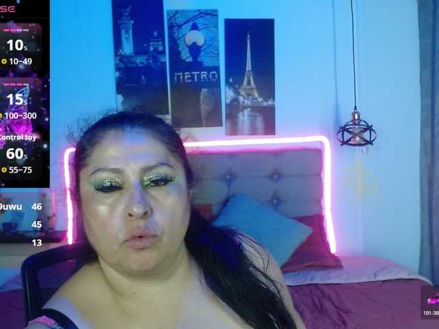 keyla01 live cam on BongaCams
