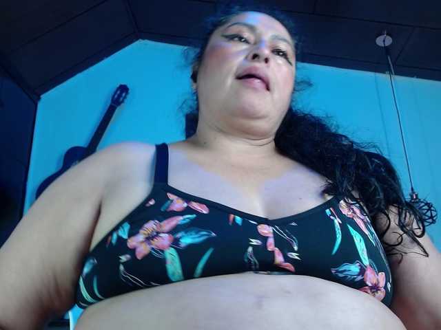 keyla01 live cam on BongaCams