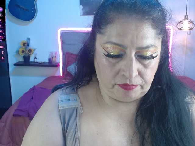 keyla01 live cam on
