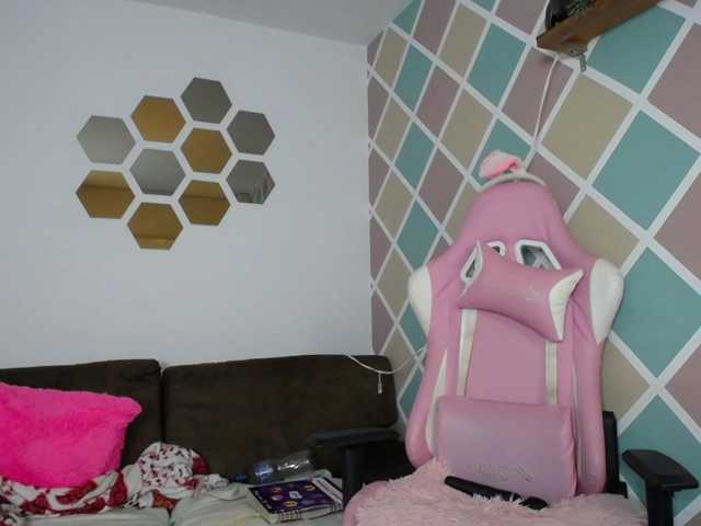 keyla01 live cam on BongaCams