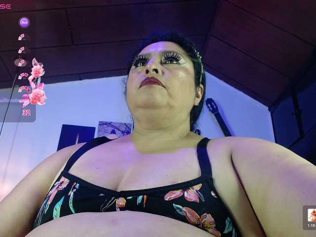 keyla01 live cam on BongaCams