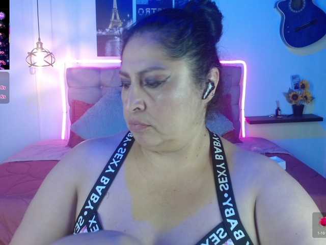 keyla01 live cam on BongaCams