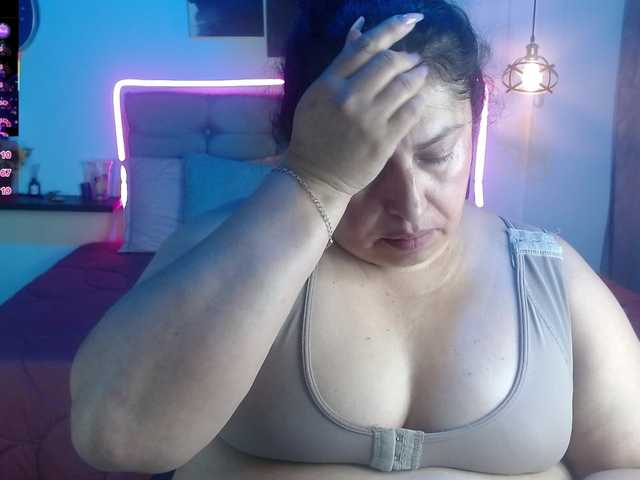 keyla01 live cam on BongaCams
