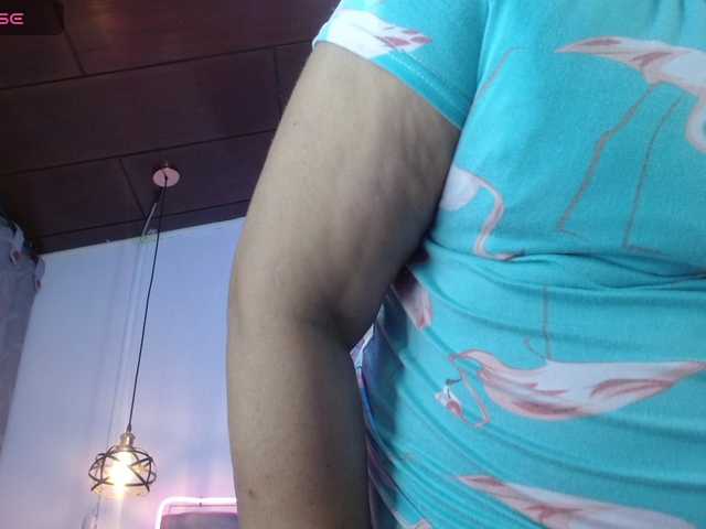 keyla01 Live Cam and Statistics on UnifiedCams