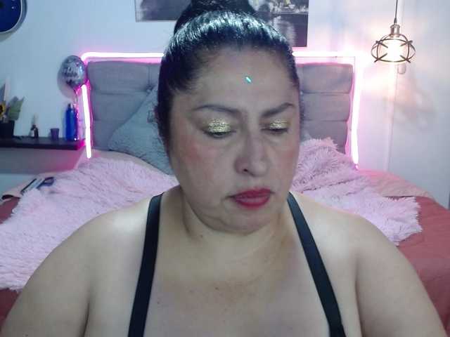 keyla01 live cam on BongaCams