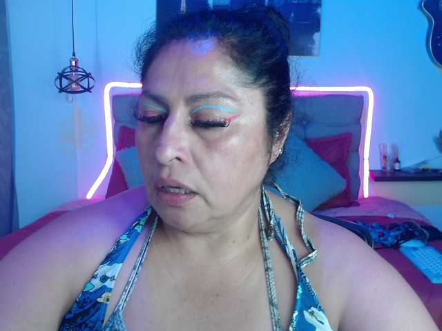 keyla01 live cam on BongaCams