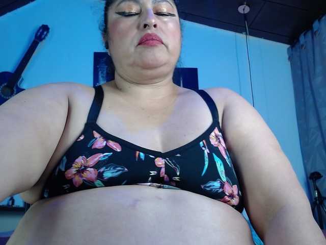 keyla01 live cam on BongaCams