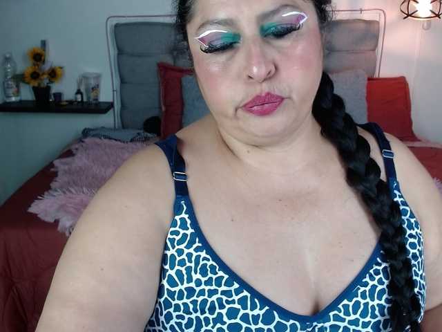 keyla01 live cam on BongaCams