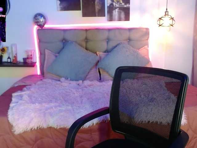 keyla01 live webcam show