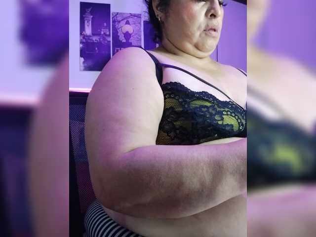 keyla01 live cam on BongaCams