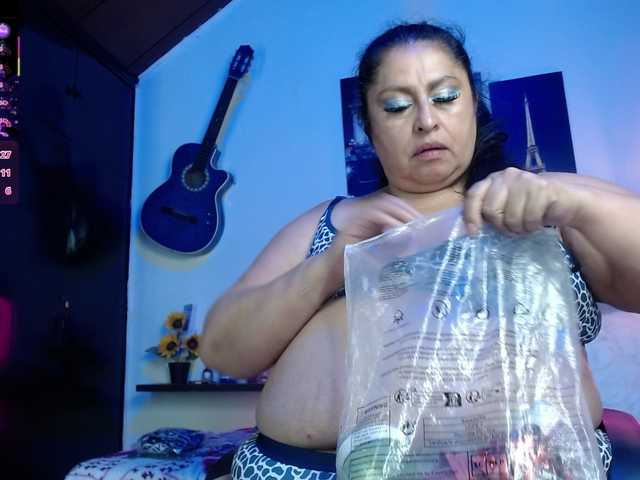 keyla01 live cam on BongaCams