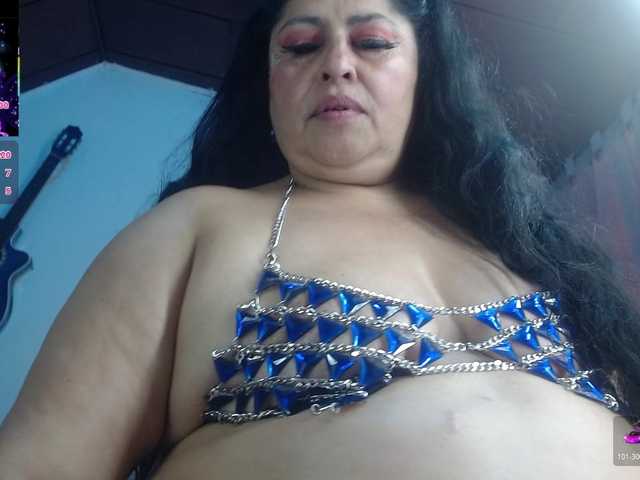keyla01 live cam on BongaCams